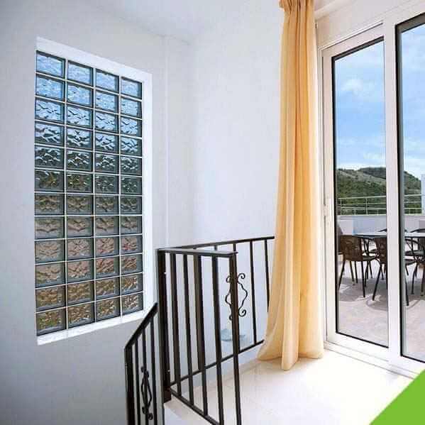 121 فكر مبهرة بالصور لاستخدام الطوب الزجاجى فى الديكور 55 121 فكر مبهرة بالصور لاستخدام الطوب الزجاجى فى الديكور