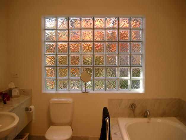 121 فكر مبهرة بالصور لاستخدام الطوب الزجاجى فى الديكور 108 121 فكر مبهرة بالصور لاستخدام الطوب الزجاجى فى الديكور